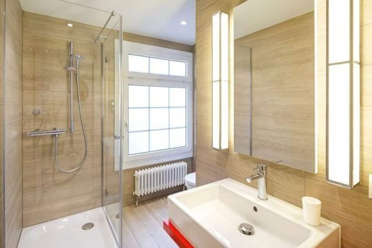 Bathroom | Shower, free toiletries, hair dryer, towels