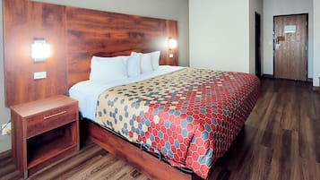 Meja, langsir/tirai gelap terus, seterika/papan seterika