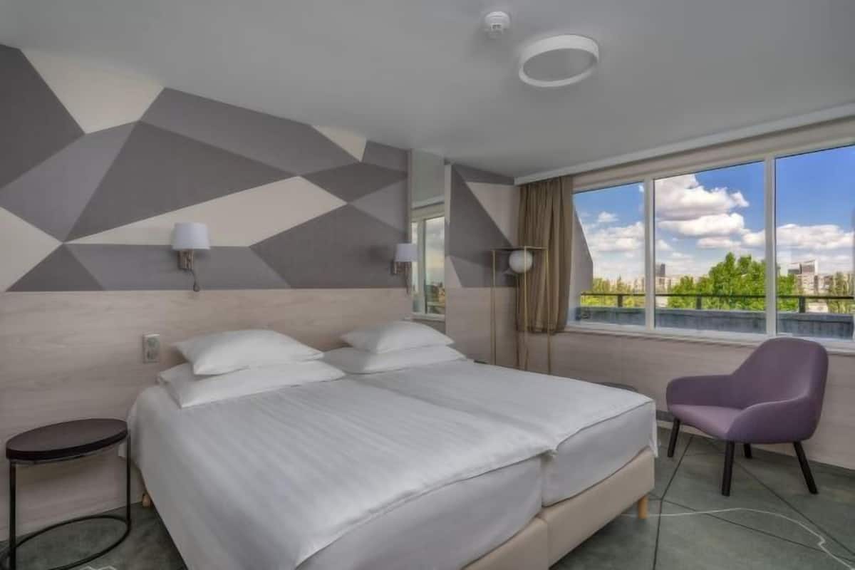 Minibar, in-room safe, desk, soundproofing