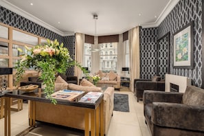 Lobby - The Beaufort Knightsbridge (London)