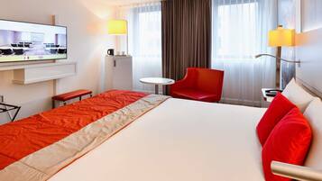 Premium bedding, memory-foam beds, in-room safe, laptop workspace