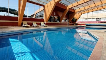Indoor pool, outdoor pool