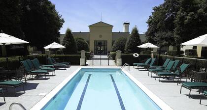 DoubleTree by Hilton Charlotte Airport