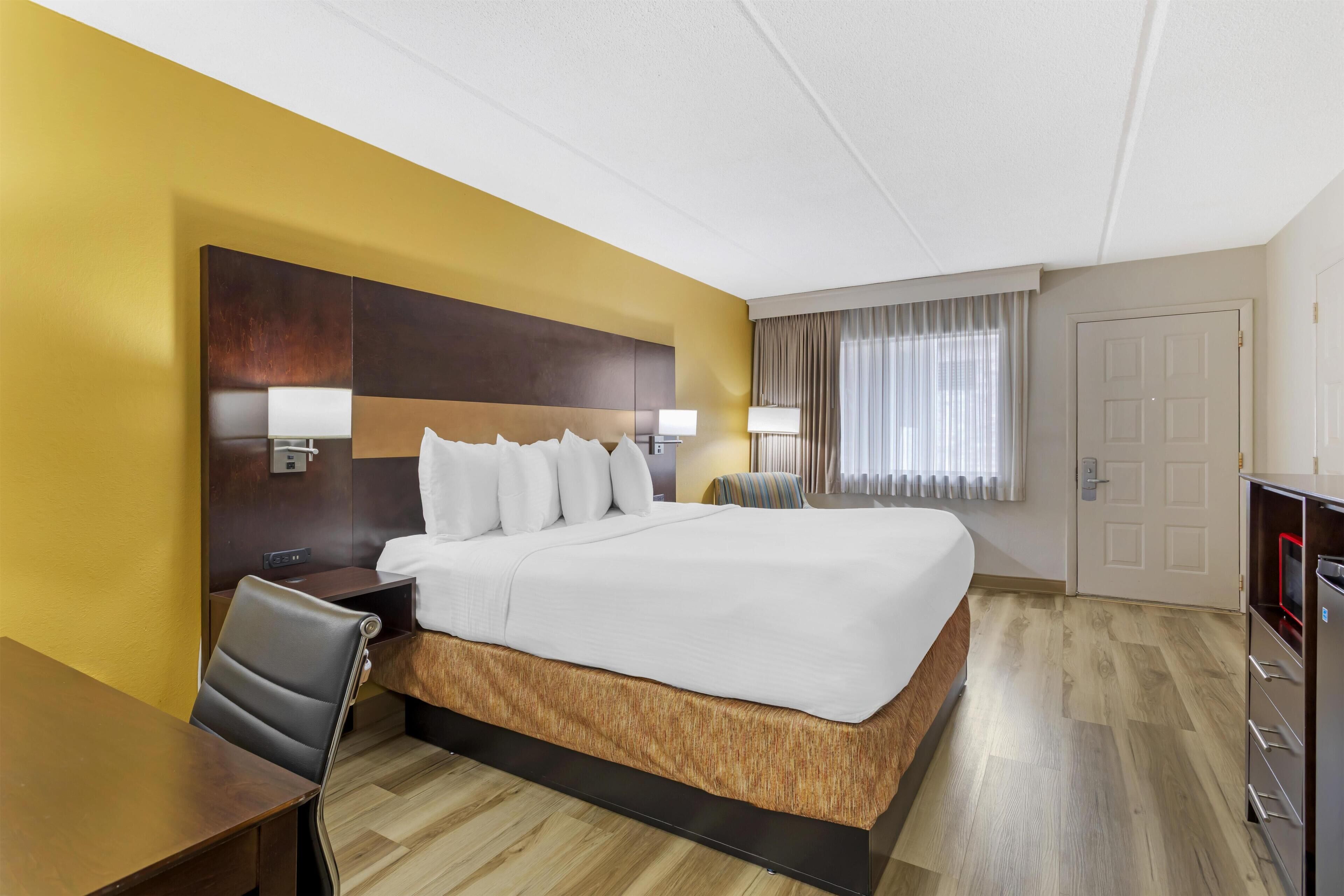 書桌、遮光窗簾/窗簾、隔音、熨斗/熨衫板