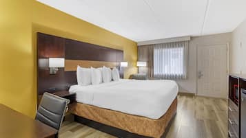 Bureau, rideaux occultants, chambres insonorisées