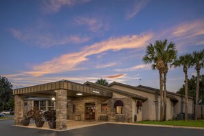 Exterior - Best Western Inn Of Palatka (East Palatka)