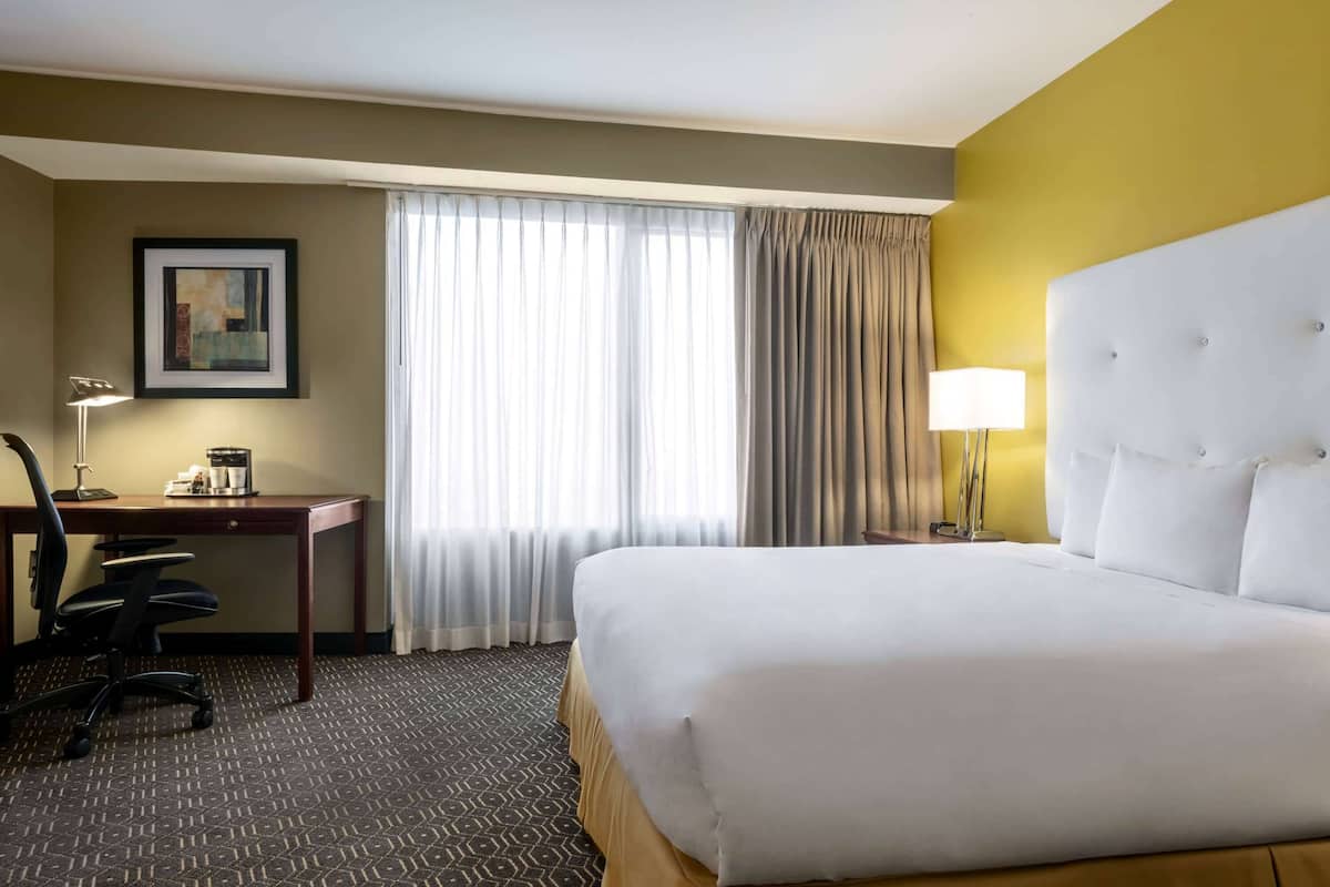 Egyptian cotton sheets, premium bedding, down comforters, pillowtop beds