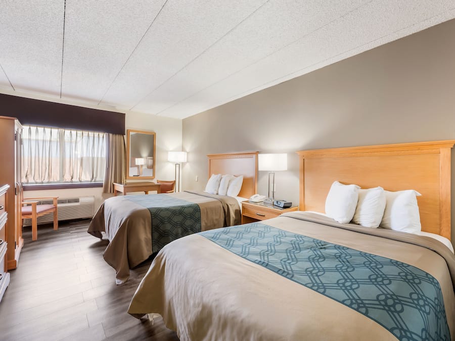 Rom – standard, 2 dobbeltsenger, ikke-røyk | Skrivebord, strykejern/-brett, wi-fi (inkludert) og sengetøy