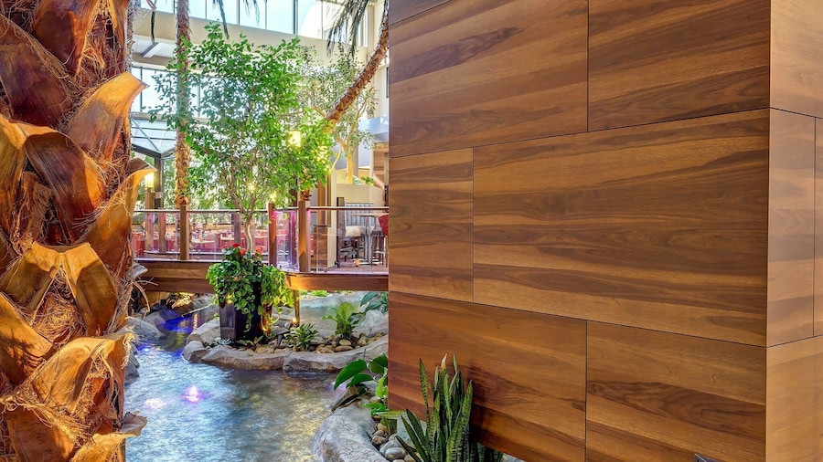 Crowne Plaza Hotel Foster City - San Mateo by IHG