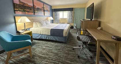 Days Inn by Wyndham Renfro Valley Mount Vernon