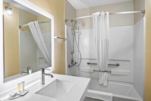 Room, 1 King Bed, Accessible, Non Smoking (Mob/Hear, Tubw/Grab Bar, 1st Floor) | Bathroom | Combined shower/bathtub, free toiletries, hair dryer, towels - Days Inn by Wyndham Renfro Valley Mount Vernon (Mount Vernon)