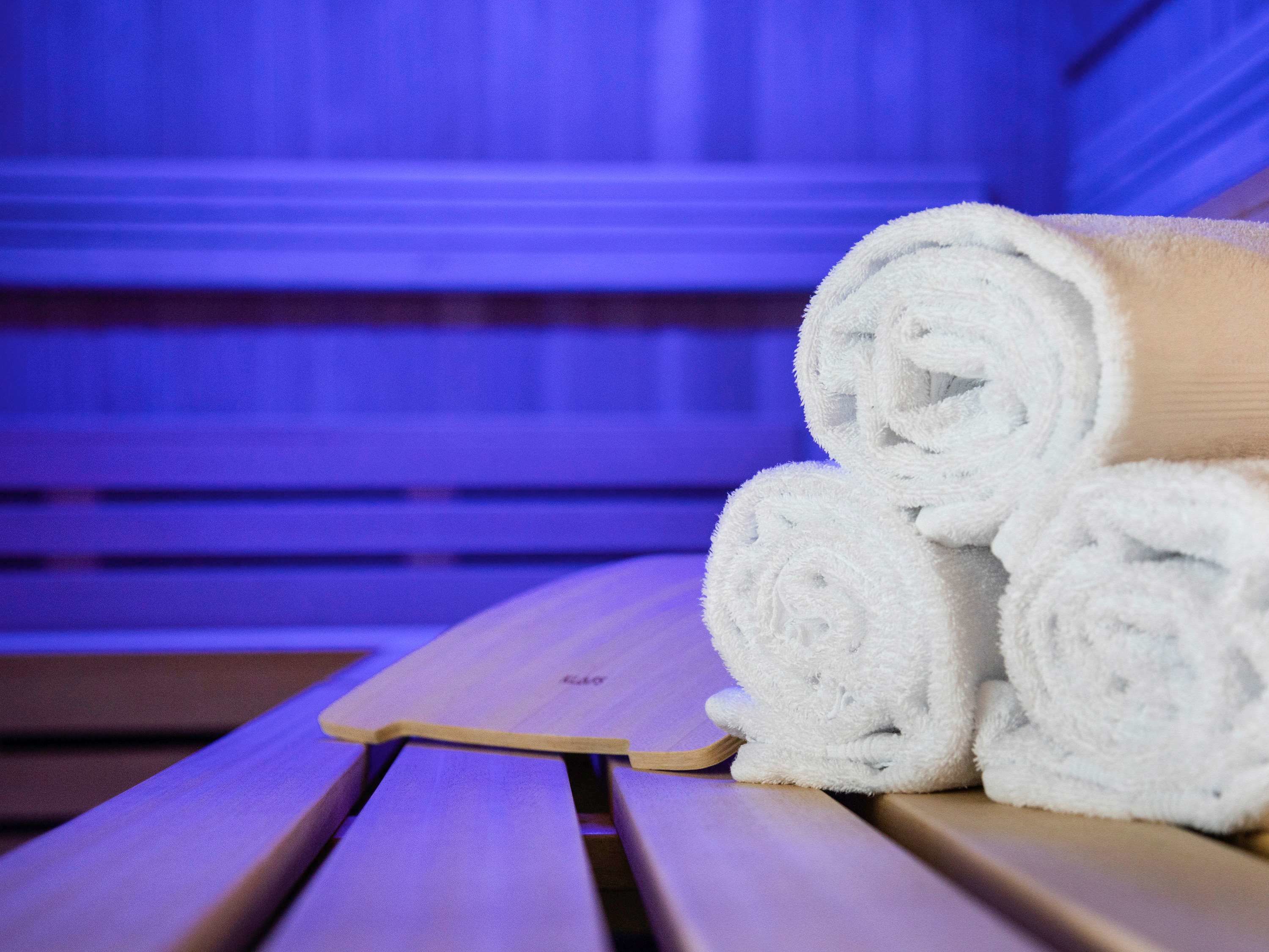 sauna, thai massages, 1 treatment room, massages