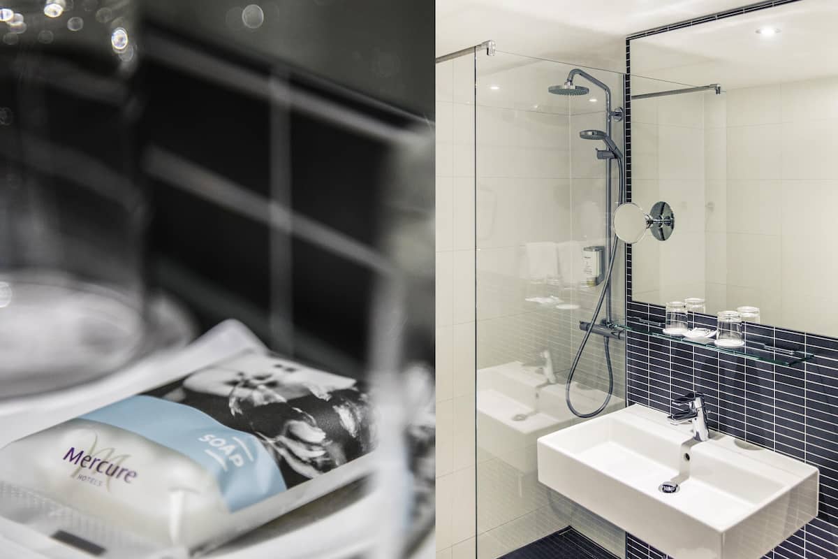 1 bedroom, hypo-allergenic bedding, in-room safe, desk