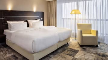Privilege, Twin Room, 1 Double Bed | 1 bedroom, hypo-allergenic bedding, in-room safe, desk