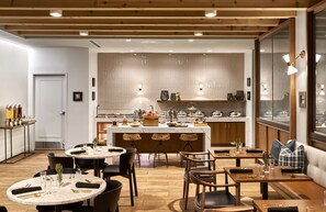 Daily cooked-to-order breakfast for a fee