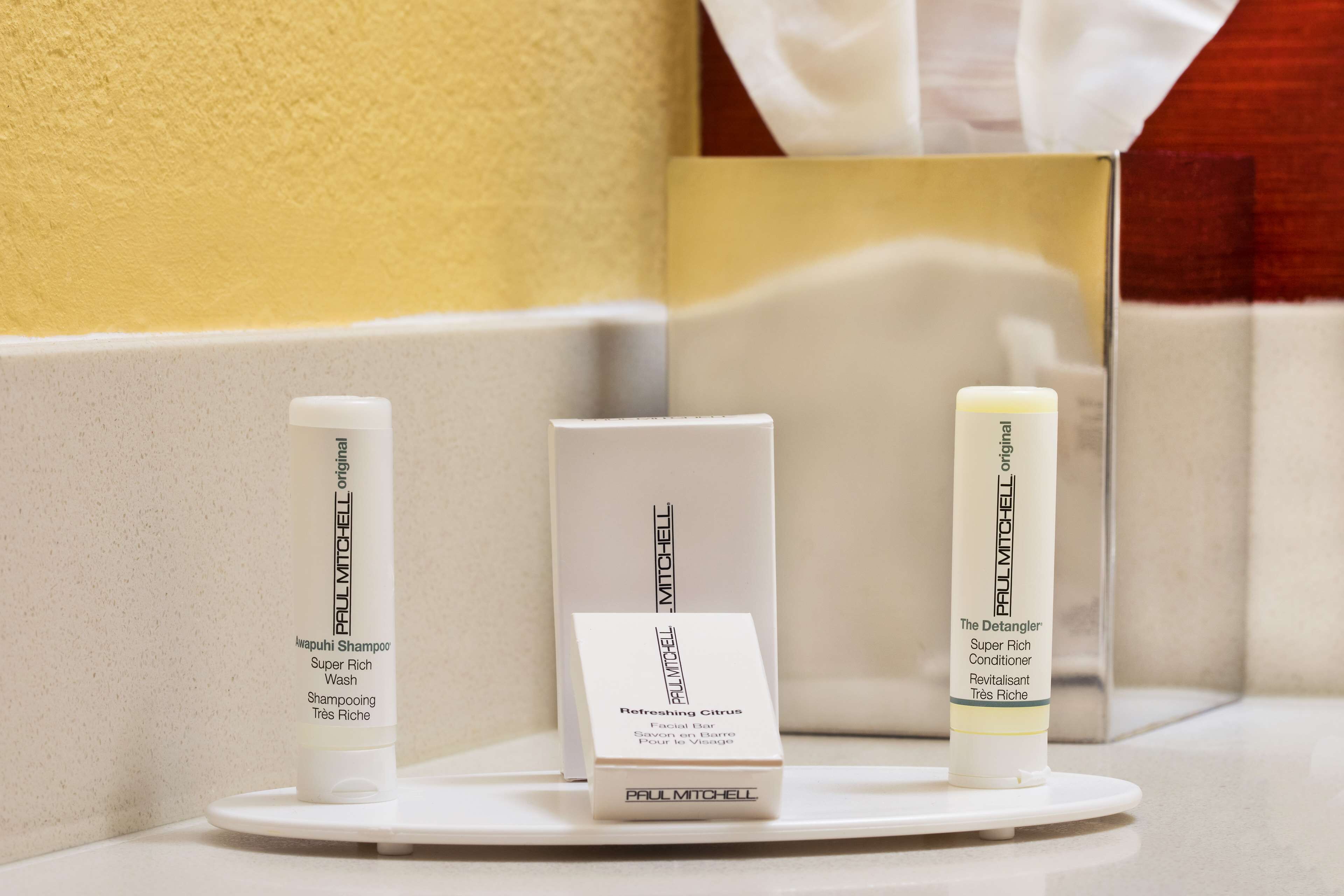 combined shower/bathtub, designer toiletries, hair dryer, towels