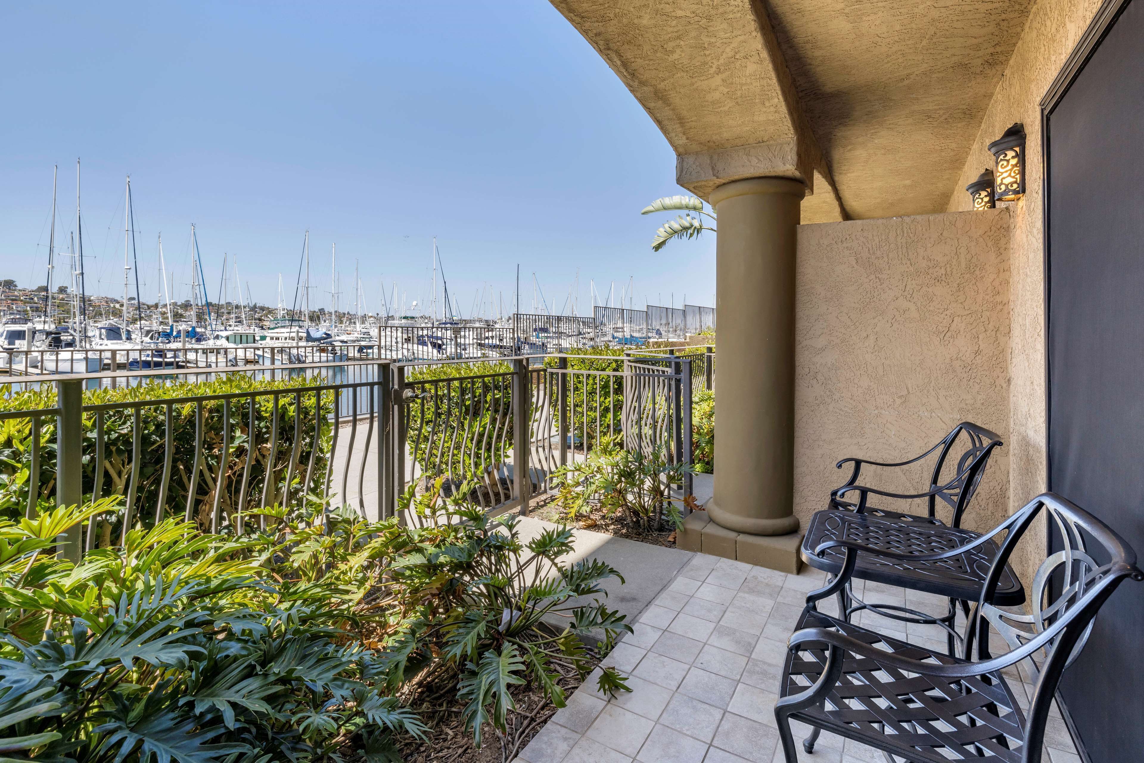 Camera Standard, 2 letti queen, non fumatori, frigorifero e microonde | Biancheria da letto ipoallergenica, una cassaforte in camera