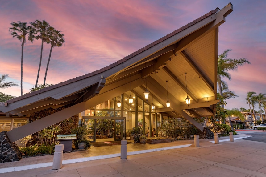 Shelter Island Marina at the Island Palms Hotel