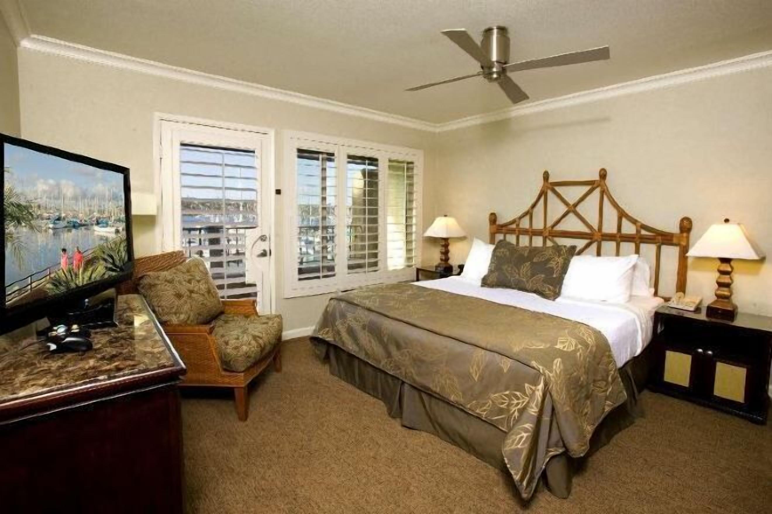 Literie hypoallergénique, coffres-forts dans les chambres