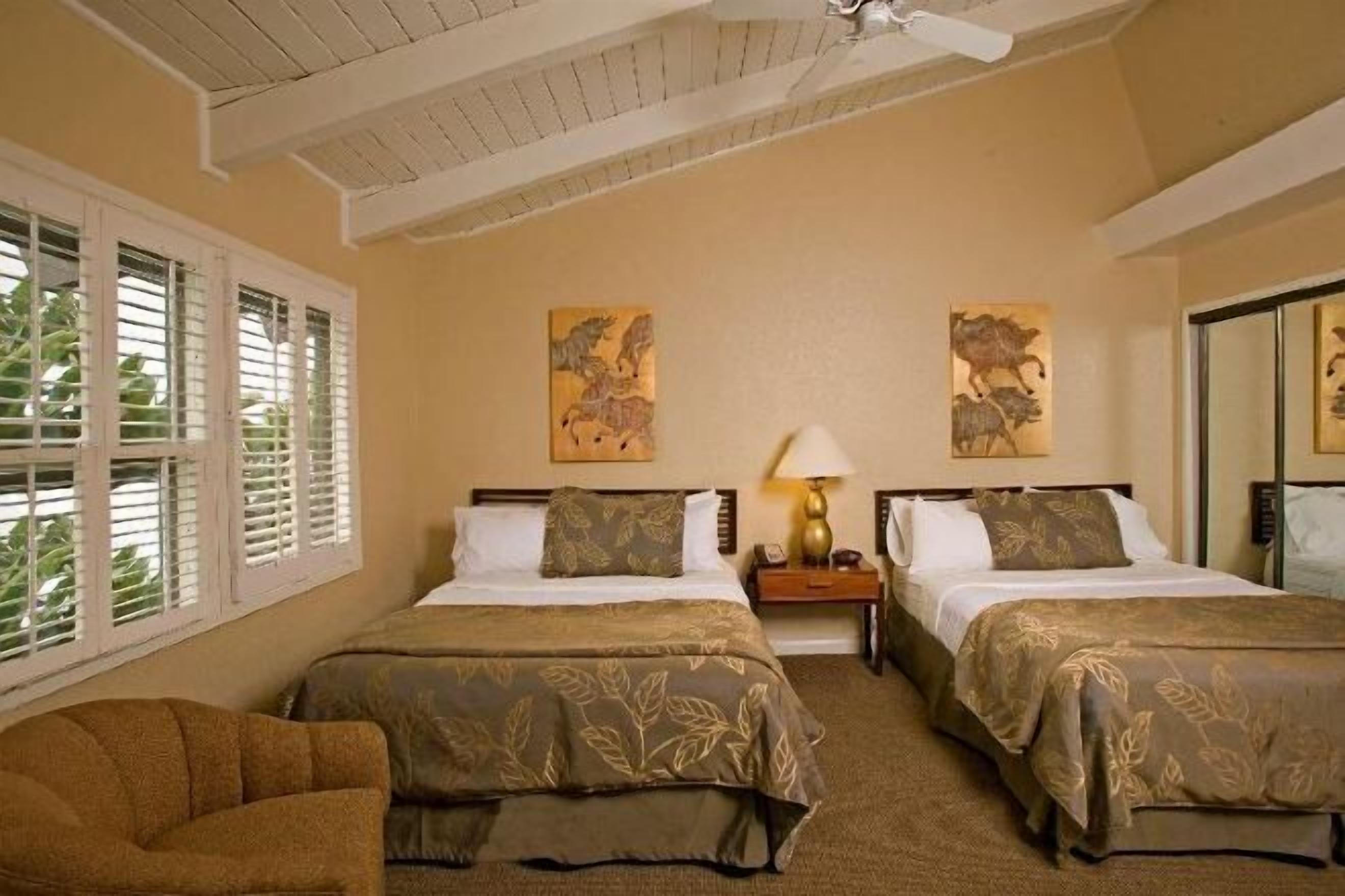 Literie hypoallergénique, coffres-forts dans les chambres