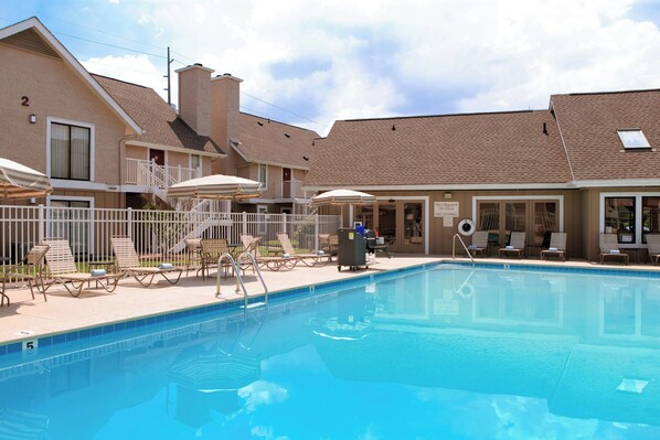 Seasonal outdoor pool