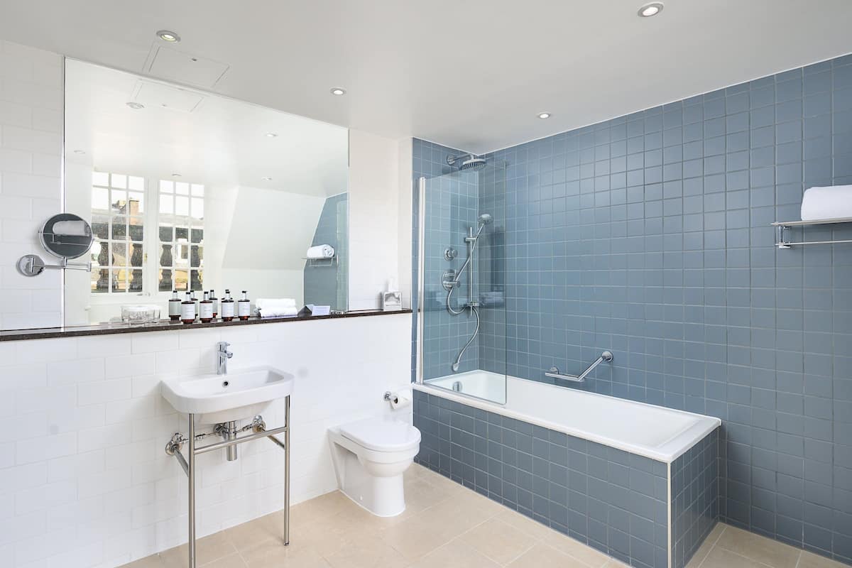 Eco-friendly toiletries, hair dryer, towels
