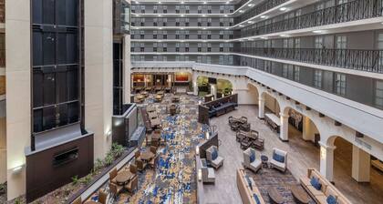 Embassy Suites by Hilton Tulsa I-44