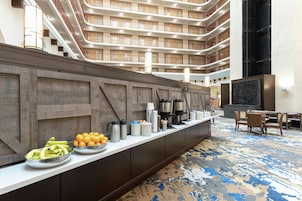 Dinner served, American cuisine