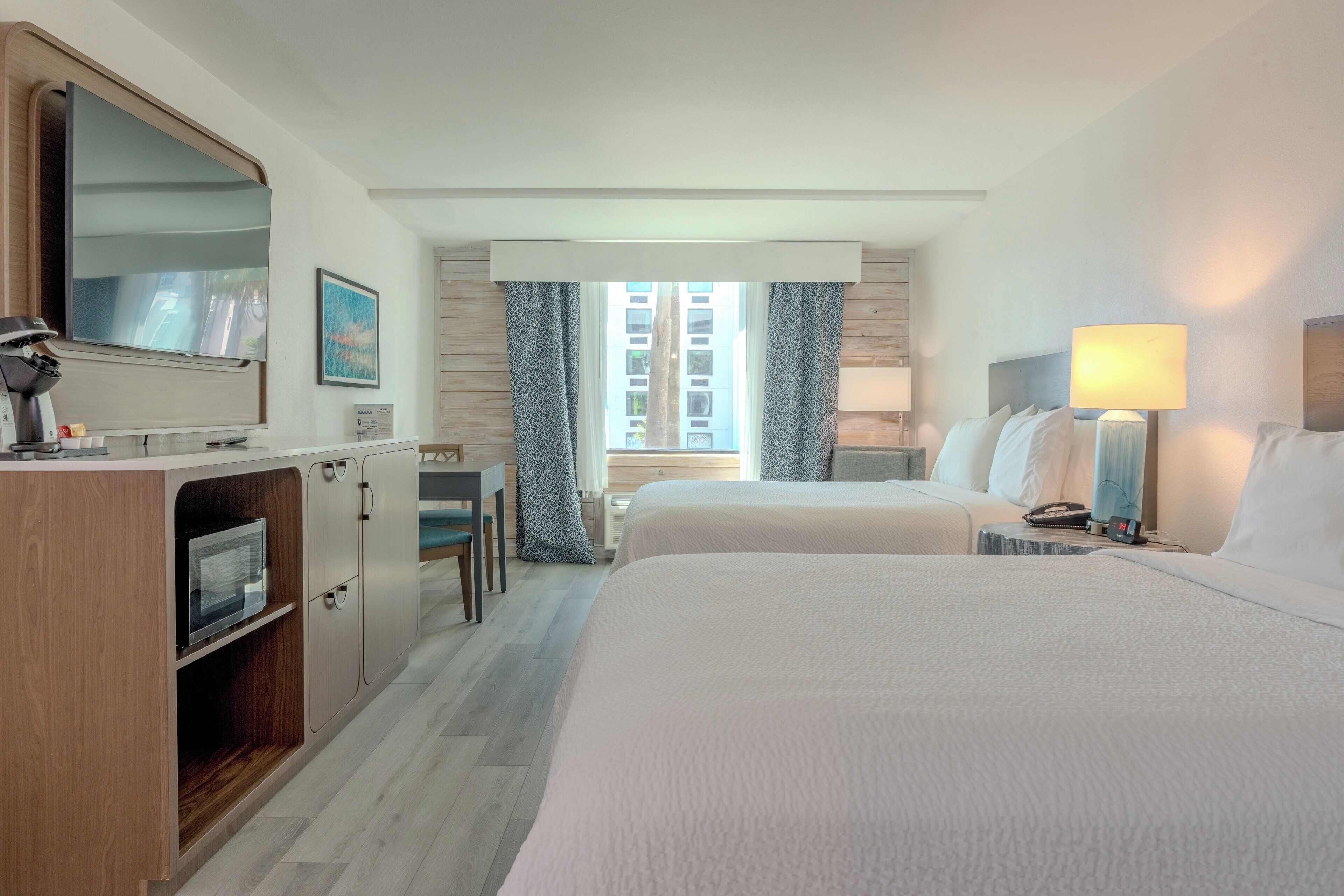 Standard Room | In-room safe, desk, iron/ironing board, free WiFi