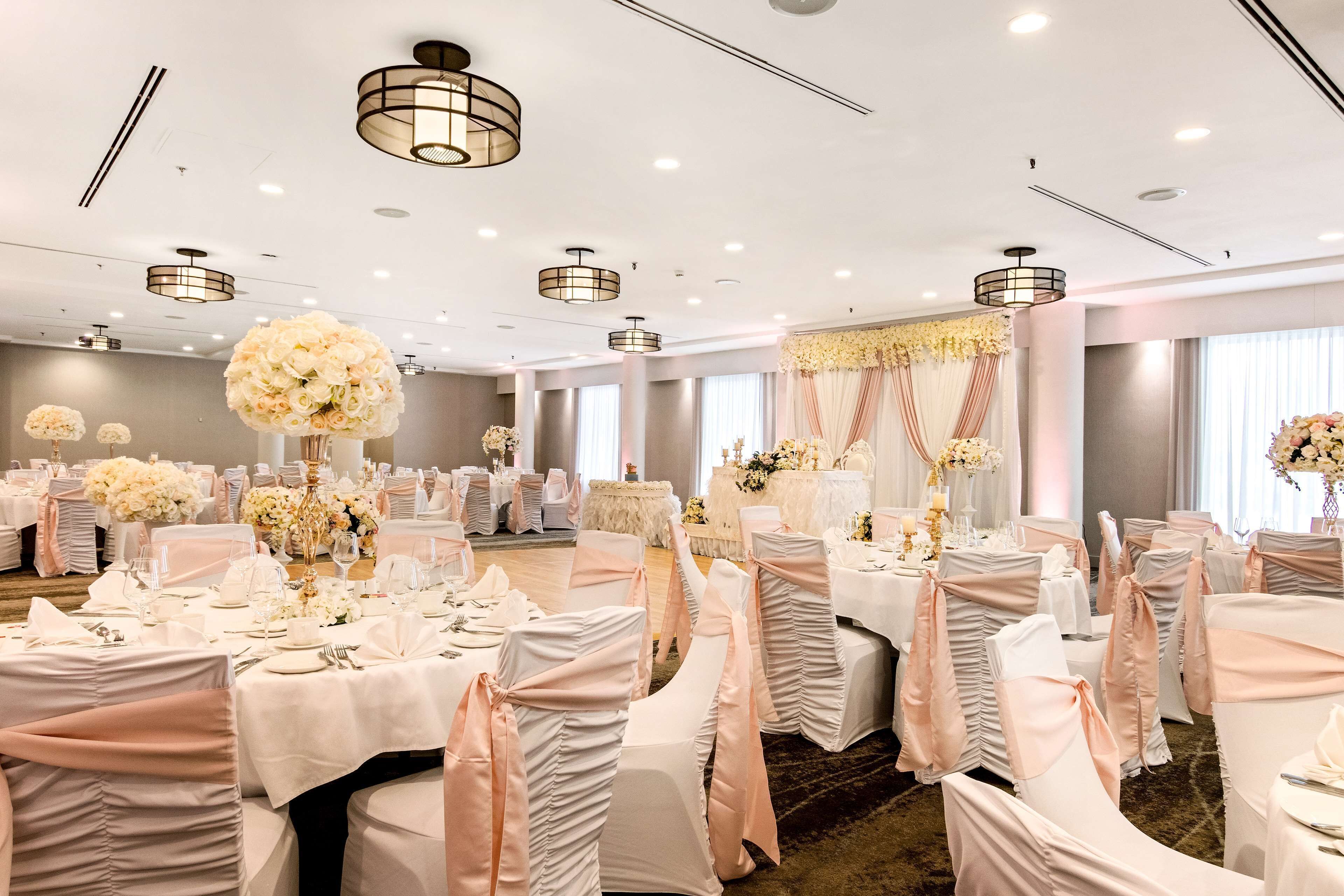 Photo - Best Western Premier Calgary Plaza Hotel & Conference Centre
