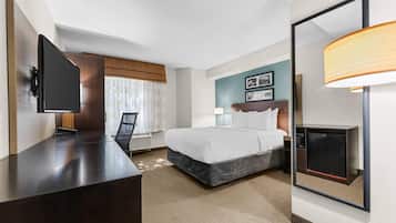 In-room safe, desk, laptop workspace, blackout drapes
