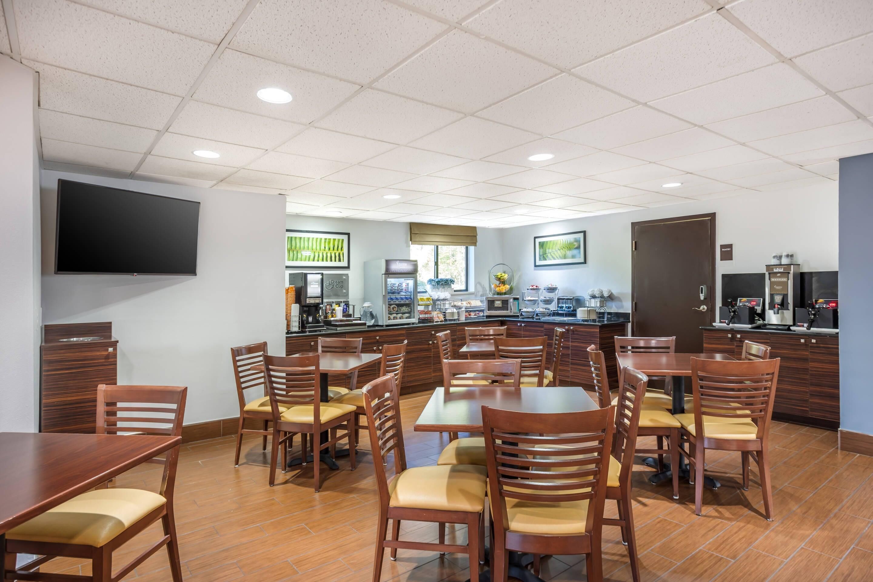 Free daily full breakfast