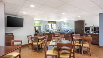 Gratis komplet morgenmad hver dag