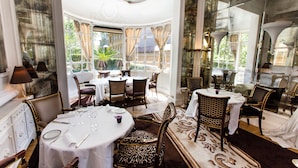 Breakfast, lunch, dinner and brunch served - Hotel Majestic Roma (Rome)