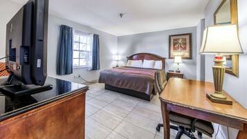 Sviitti, tupakointi kielletty | Silitysrauta/-lauta, ilmainen Wi-Fi, vuodevaatteet, herätyskellot