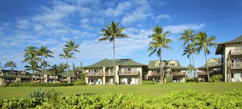 Property grounds at Castle Kaha Lani Resort