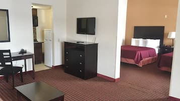 Caja de seguridad en la habitación y escritorio