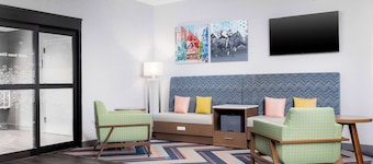 Hampton Inn Louisville-Airport