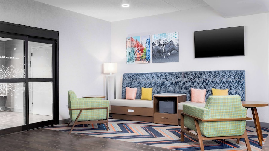 Hampton Inn Louisville-Airport