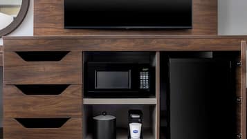 Literie de qualité supérieure, bureau, rideaux occultants