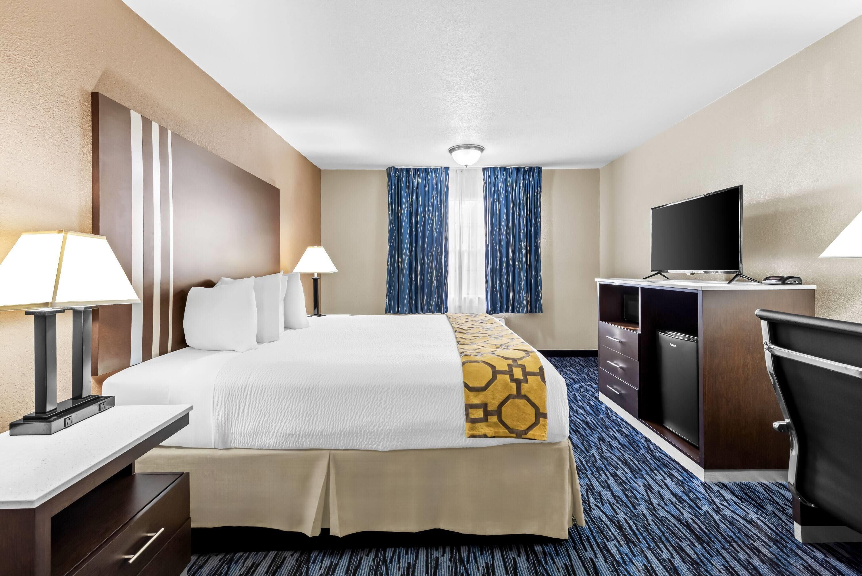 Habitación Deluxe, 1 cama de matrimonio grande, no fumadores (Upgraded) | Decoración individual, mobiliario individual, escritorio