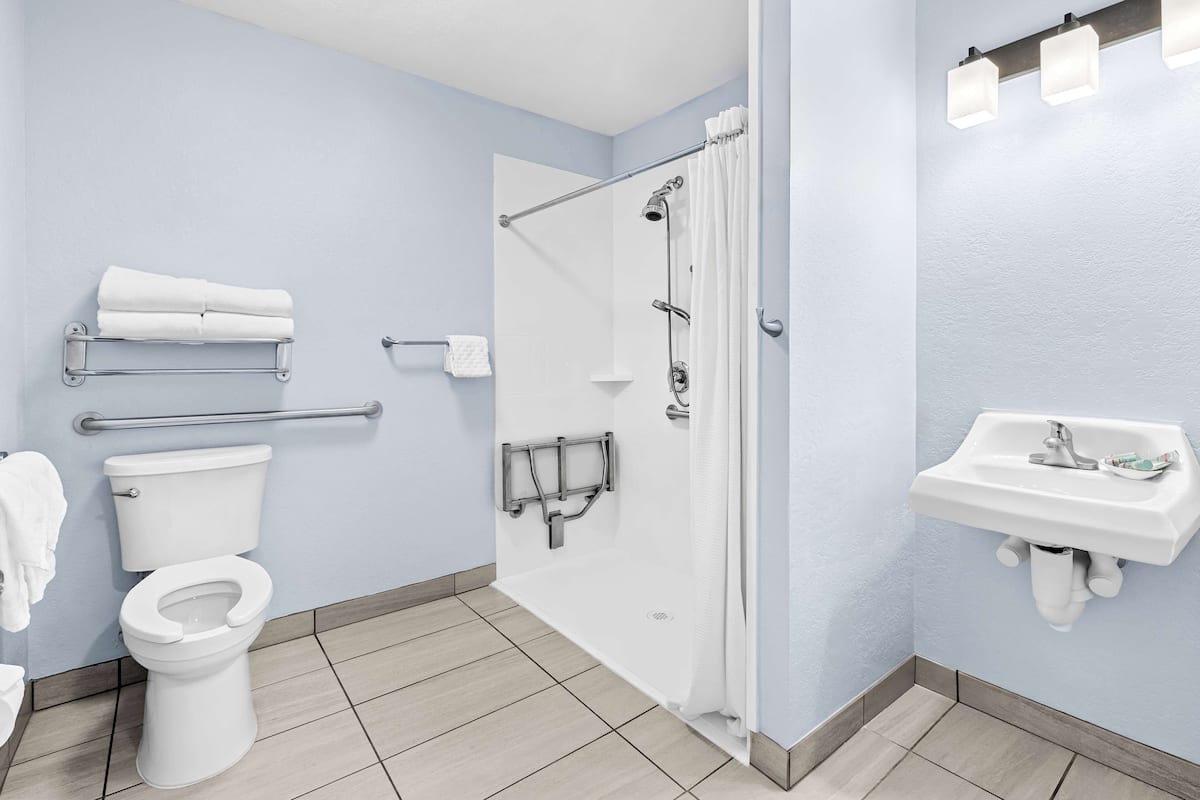 Standard Room, 2 Queen Beds, Accessible, Refrigerator | Accessible bathroom