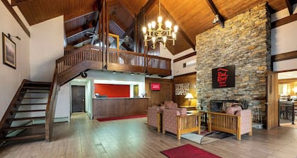 Red Roof Inn & Suites Hazleton