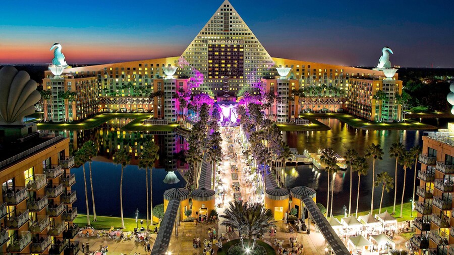 Walt Disney World Swan