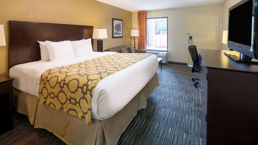 Baymont by Wyndham Columbus GA