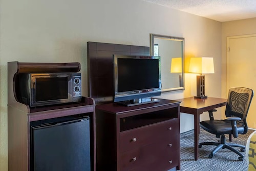 Park Inn by Radisson, Columbus State University Area