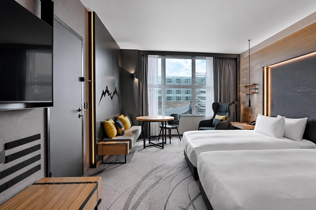 Superior Twin Room | Premium bedding, down comforters, in-room safe, desk