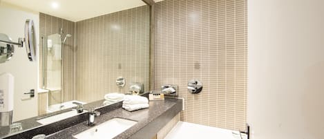 Shower, eco-friendly toiletries, hair dryer, towels