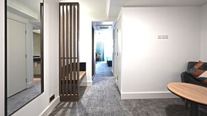 Unclassified image, 4 of 58, button - Holiday Inn Cardiff - North M4 by IHG (Cardiff)