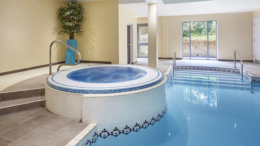 Holiday Inn Cardiff - North M4 by IHG